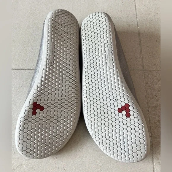 Vivobarefoot Graphite Silver Ballet Flats Shoes US8, EUR 39L